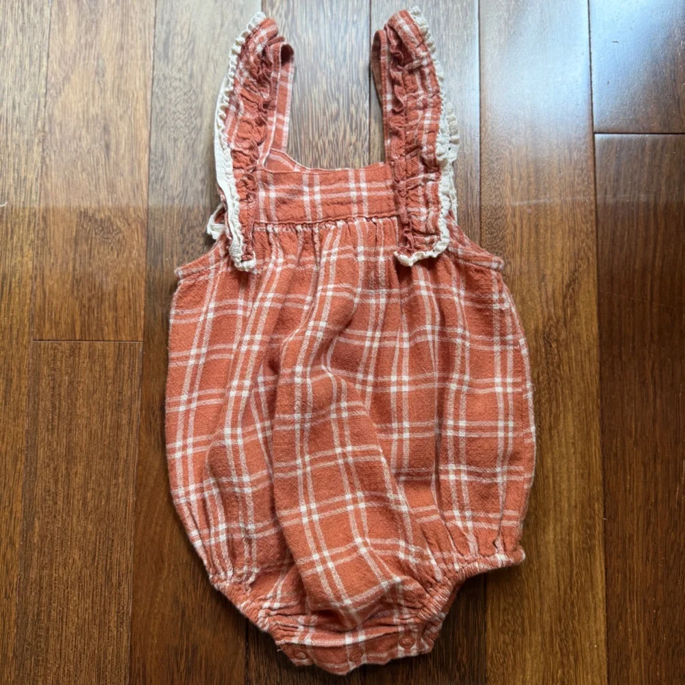 Rylee & Cru Rust Plaid Ruffle-Strap Baby Romper Size 18-24 months